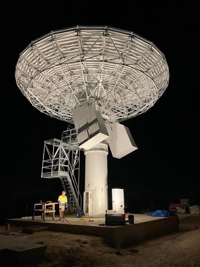 Transforming Satellite Communications: The Impact of Q/V Bands on High-Throughput Applications